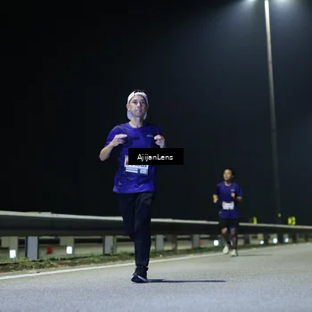 Runner Photo 7311002