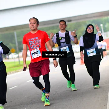 Runner Photo 7311014