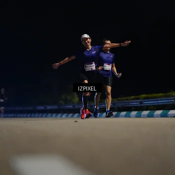 Runner Photo 7311031