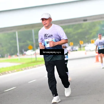 Runner Photo 7311057