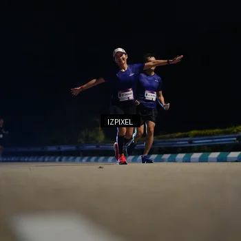 Runner Photo 7311063