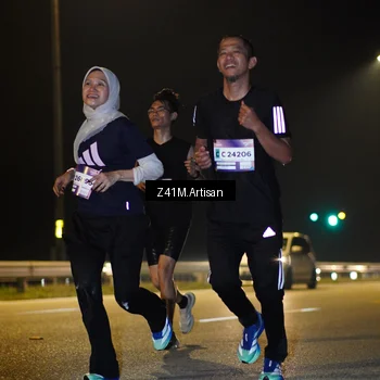 Runner Photo 7311083