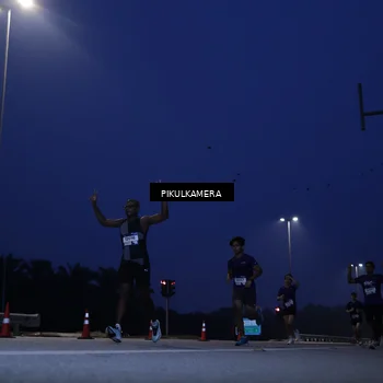 Runner Photo 7311114