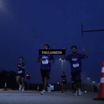 Runner Photo 7311151