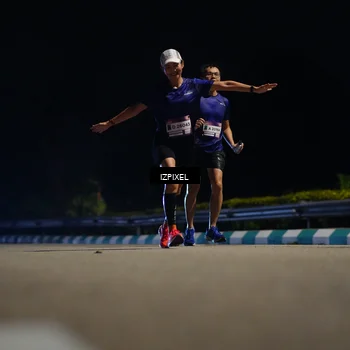 Runner Photo 7311188