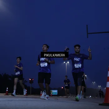 Runner Photo 7311192