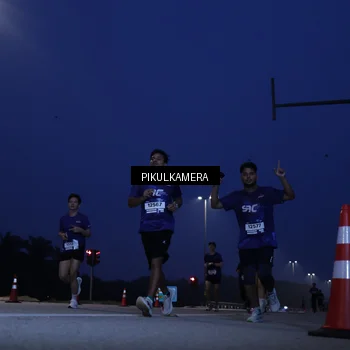 Runner Photo 7311193