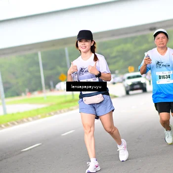 Runner Photo 7311204