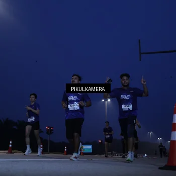 Runner Photo 7311314