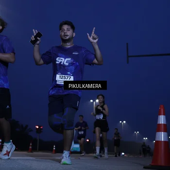 Runner Photo 7311315
