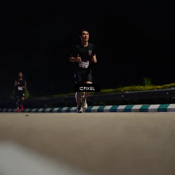 Runner Photo 7311370
