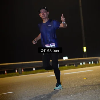 Runner Photo 7311395
