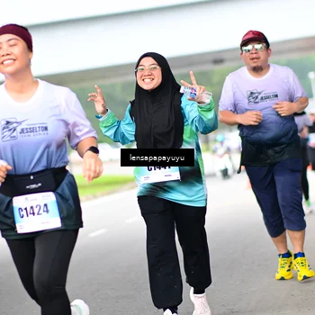 Runner Photo 7311436