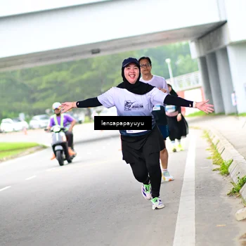 Runner Photo 7311453