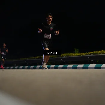 Runner Photo 7311454