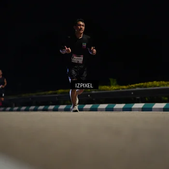 Runner Photo 7311474