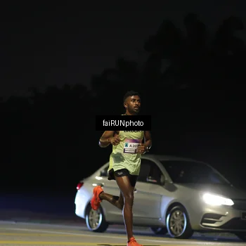 Runner Photo 7311524