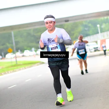 Runner Photo 7311705