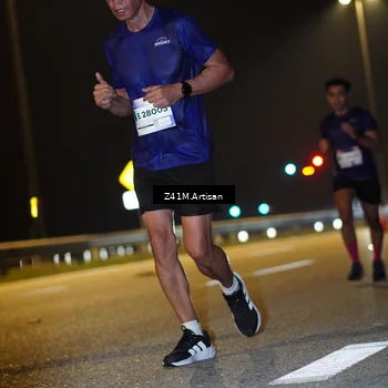 Runner Photo 7311742