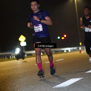 Runner Photo 7311744