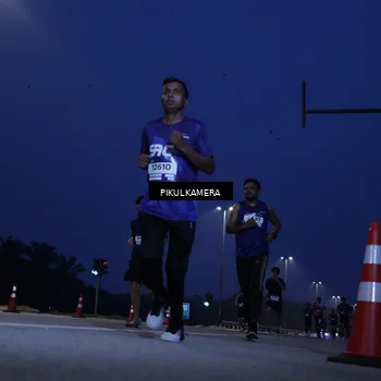 Runner Photo 7311753