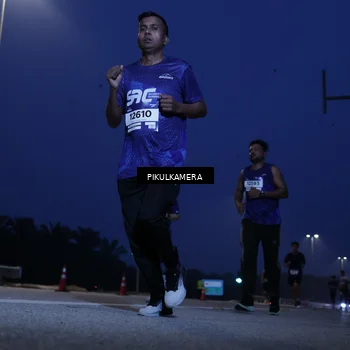 Runner Photo 7311755
