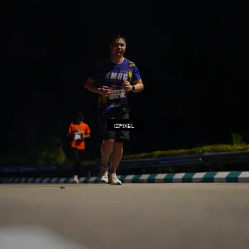 Runner Photo 7311766