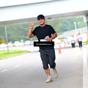 Runner Photo 7311771