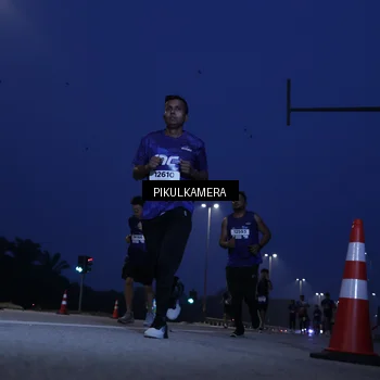 Runner Photo 7311794