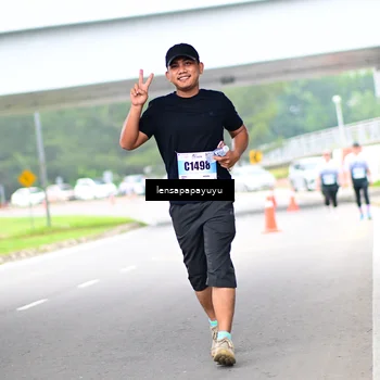 Runner Photo 7311797
