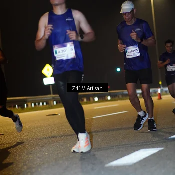 Runner Photo 7311810