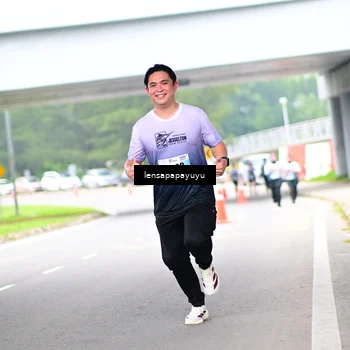 Runner Photo 7311830