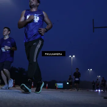Runner Photo 7311845