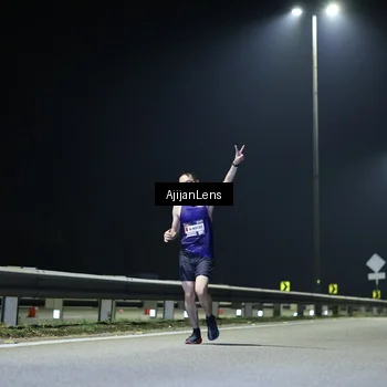 Runner Photo 7311872