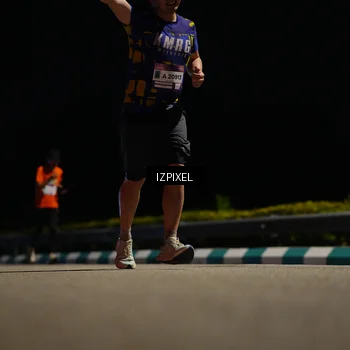 Runner Photo 7311898