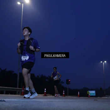Runner Photo 7312033