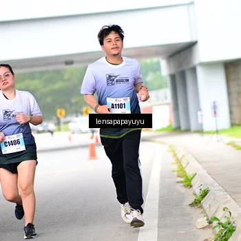 Runner Photo 7312035