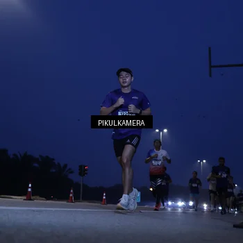 Runner Photo 7312041