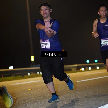 Runner Photo 7312042