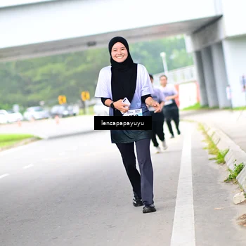 Runner Photo 7312071