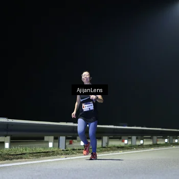 Runner Photo 7312093