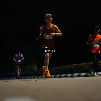 Runner Photo 7312095