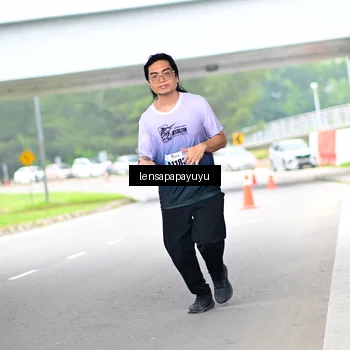 Runner Photo 7312119