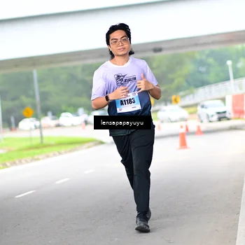 Runner Photo 7312135