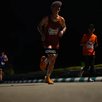 Runner Photo 7312237