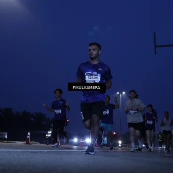 Runner Photo 7312270