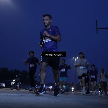 Runner Photo 7312298