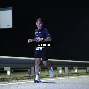 Runner Photo 7312356