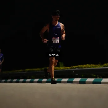 Runner Photo 7312361