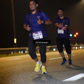 Runner Photo 7312364